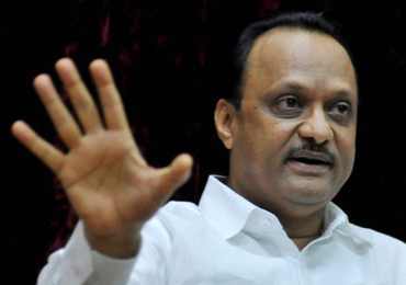 Raut 'texts' Ajit Pawar, he says will call back