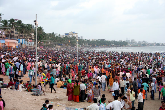IN PIX: Mumbai's exuberant farewell to Gauri, Ganesh