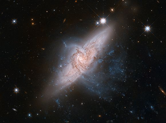 Chance alignment between galaxies mimics a cosmic collision