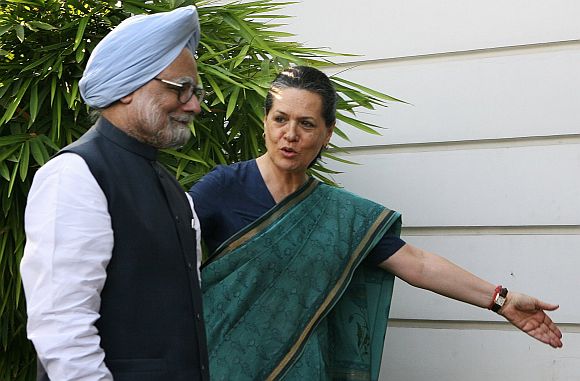 'There was and there still is no minister whose primary loyalty is to Dr Singh'