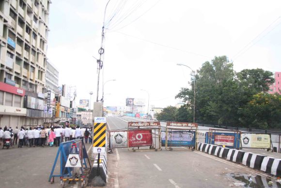The Hyderabad police blocked roads and flyovers across the city to prevent activists from reaching the Necklace Road