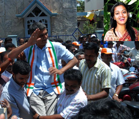 The women behind Karnataka's vote seekers