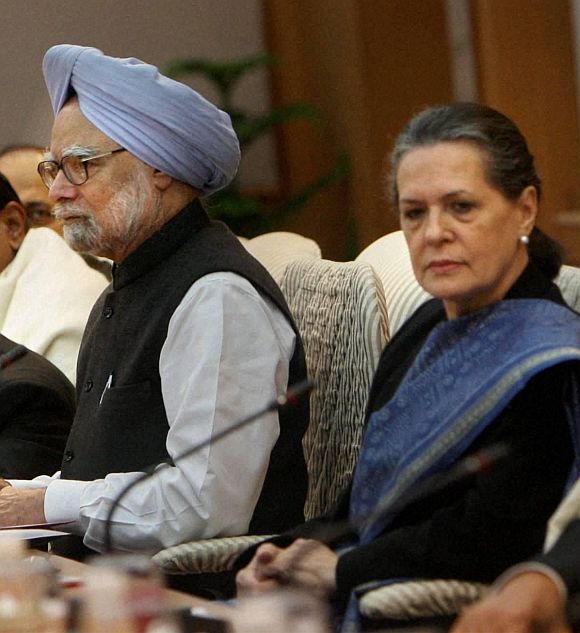 Why Karnataka makes Manmohan 'unhappy'