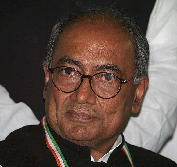 Congress leaders dismiss Digvijaya Singh's Batla House views as 'personal'.