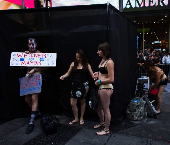 Guinness on their mind, New Yorkers strip down