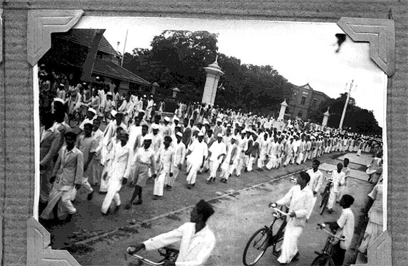 A procession in Bangalore during the Quit India Movement.