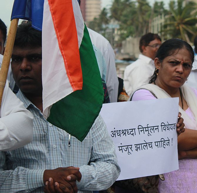 Protestors at Shivaji Mandir in Dadar
