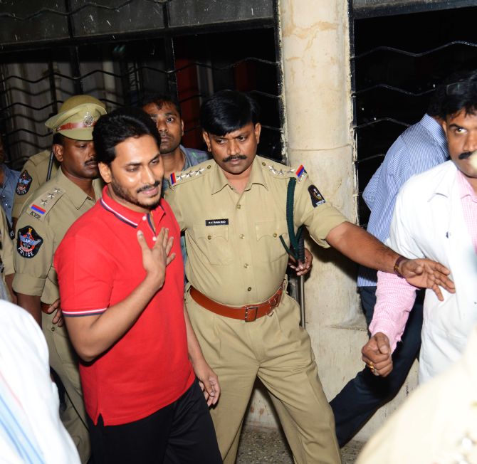 Police shift Jaganmohan Reddy top hospital after it ended his five-day hunger strike inside Chanchalguda jail