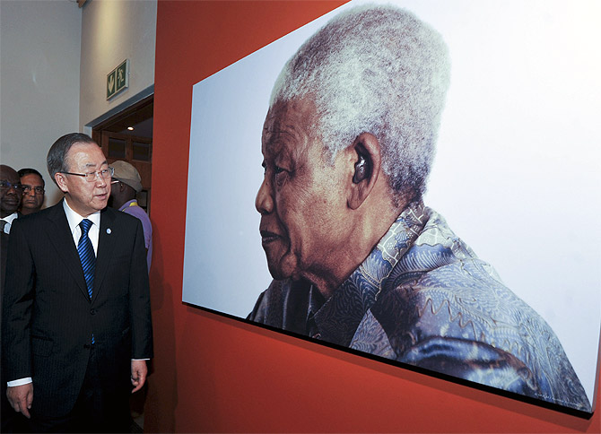 N Secretary-General Ban Ki Moon tours Johannesburg's Nelson Mandela Centre of Memory