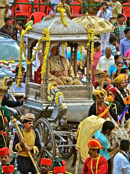 Mysore royal's sudden demise may trigger a war