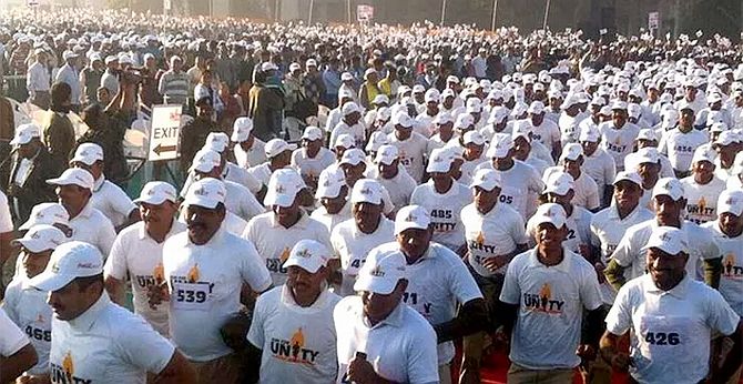 Thousands join Narendra Modi's Run for Unity