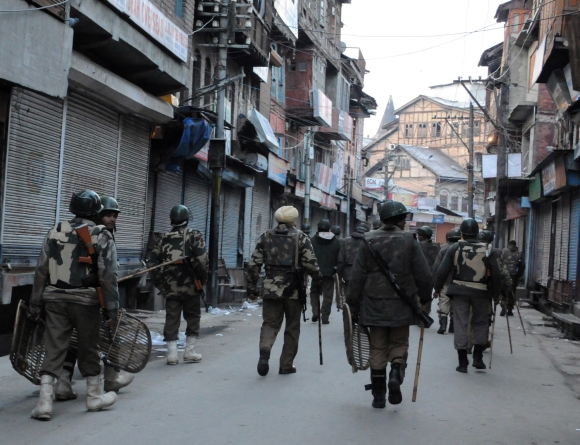 Kashmir tense after Guru's hanging