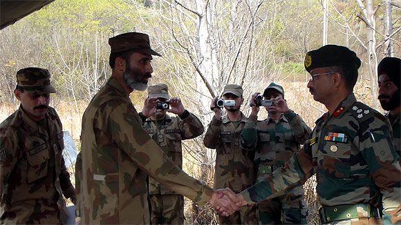 'Adamant' Pak violates LoC ceasefire thrice after flag meet