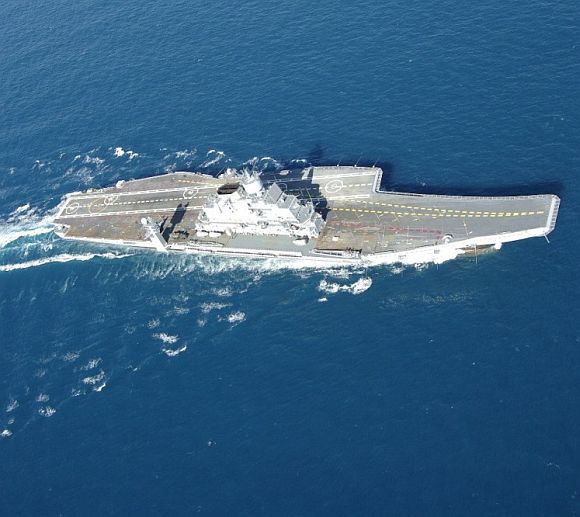 INS Vikramaditya sets out for final sea trials