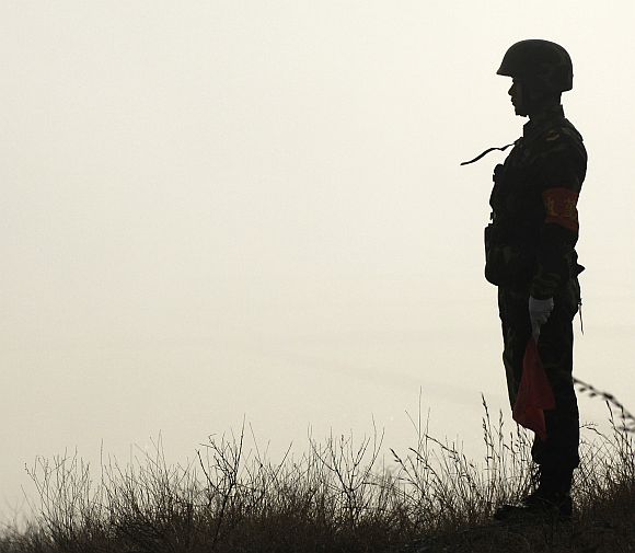 Chinese troops vandalise Indian posts in Ladakh