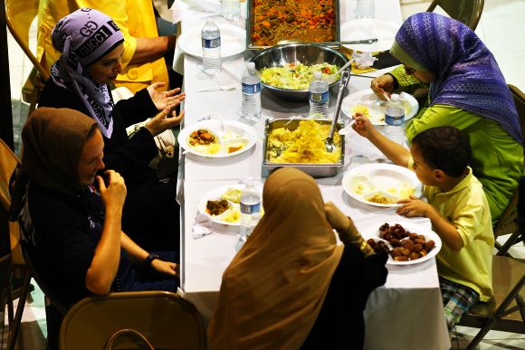 Ramzan Photos: The Feast after the Fast