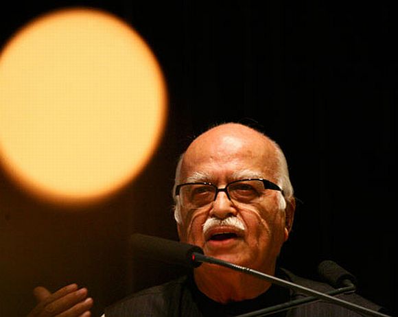 RSS wants Advani to be respected; there's no pressure: BJP