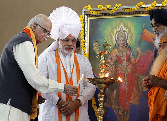 BJP leader L K Advani with Gujarat Chief Minister Narendra Modi