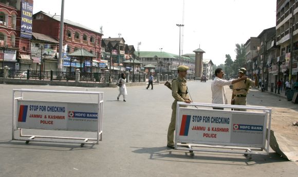 Heavy police restrictions have been put in place Srinagar in the wake of PM and Sonia Gandhi's visit to the Valley