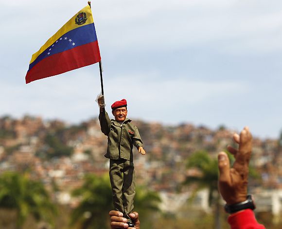 Heartbroken Venezuela mourns Chavez