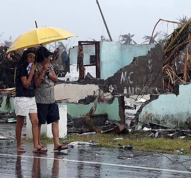 Typhoon carnage in Philippines