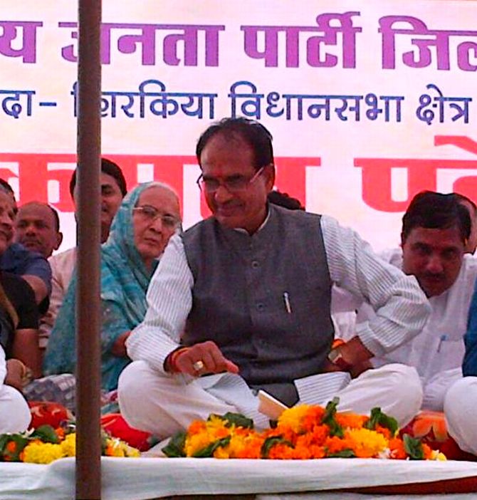 Shivraj Suingh Chouhan at a campaign rally in Harda