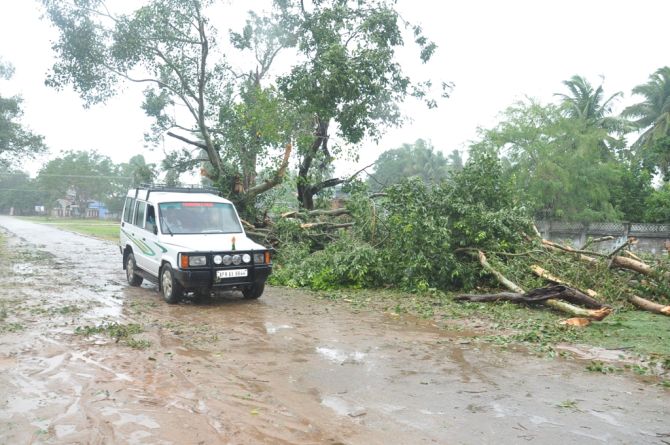 Photos: 6 killed as Cyclone 'Helen' batters coastal Andhra