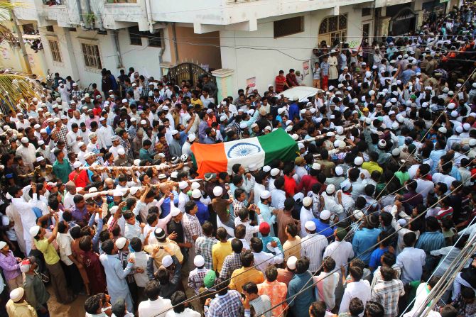 Thousands of mourners gathered at Khan'n final procession in Hyderabad's Old City on Thursday