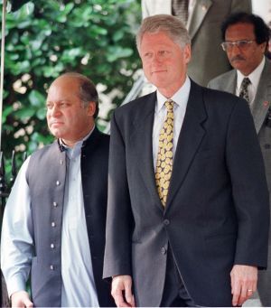 Then US President Bill Clinton with then as now Pakistan Prime Minister Nawaz Sharif.