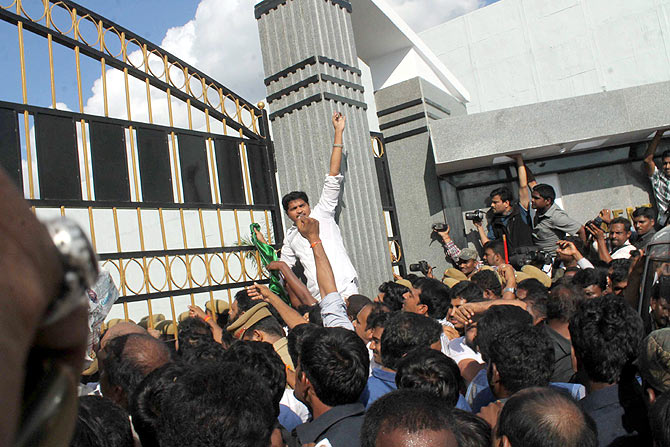 Jagan Mohan Reddy walks out of jail 