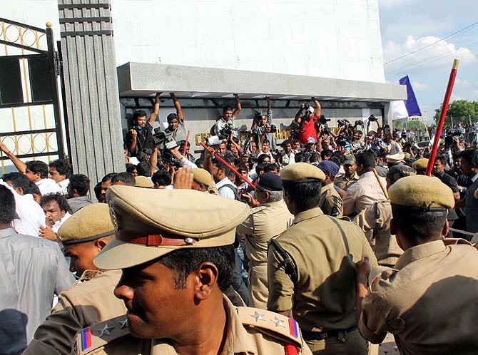 Jagan Mohan Reddy walks out of jail 