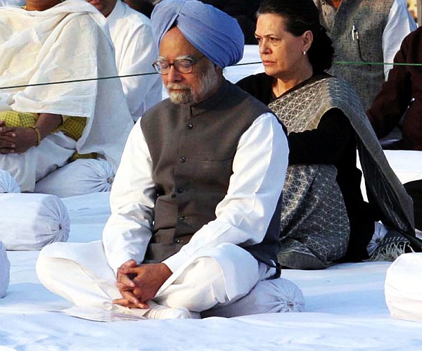 Prime Minister Manmohan Singh with Congress President Sonia Gandhi.