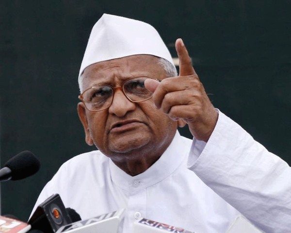 Anna Hazare is plotting a comeback