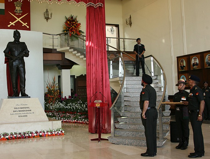 Army chief unveils statue of Sam Manekshaw