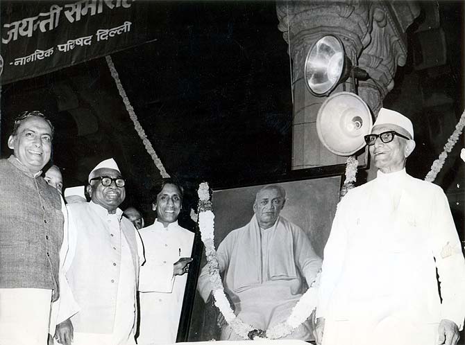 Babu Jagjivan Ram, second from left, with then prime minister Morarji Desai, right, at at an event to mark Sardar Vallabhbhai Patel's birth anniversary, October 31, 1977.