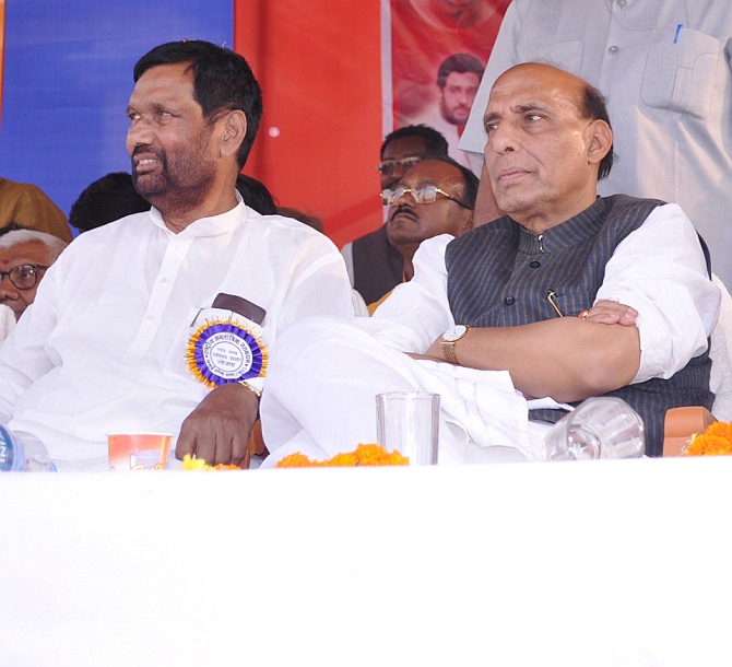 Rajnath Singh with LJP chief Ramvilas Paswan