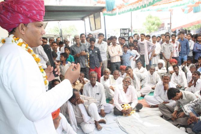 Mohammed Azharuddin at a meeting in Tonk