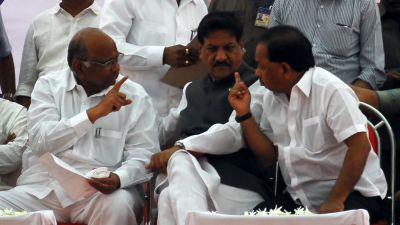 Sharad Pawar, Prithviraj Chavan and Narayan Rane at a rally in Sawantwadi