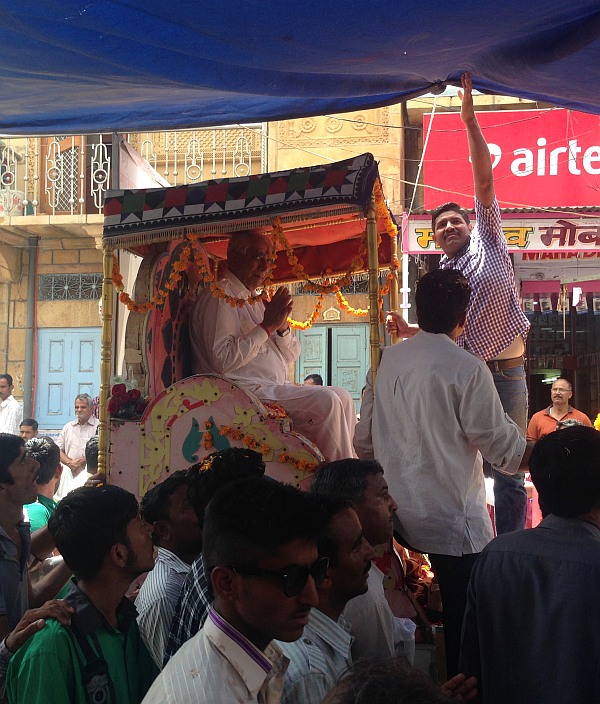 Jaswant Singh's camel cart winds its way through Jaisalmer.
