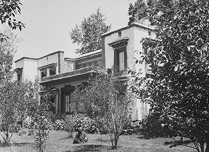 Delkyi Linka, the Indian consulate in Lhasa.