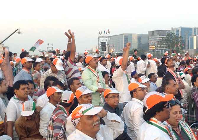 Congress supporters cheer for Rahul Gandhi during his rally in Mumbai on Sunday