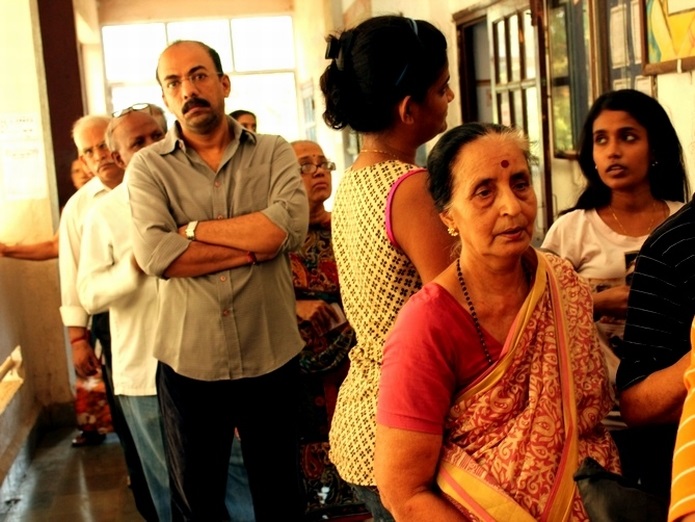 Mumbaikars line up to cast their vote in Mahim   