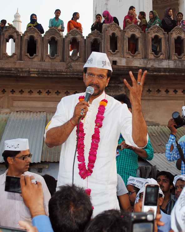 Javed Jafri campaigns in Lucknow.