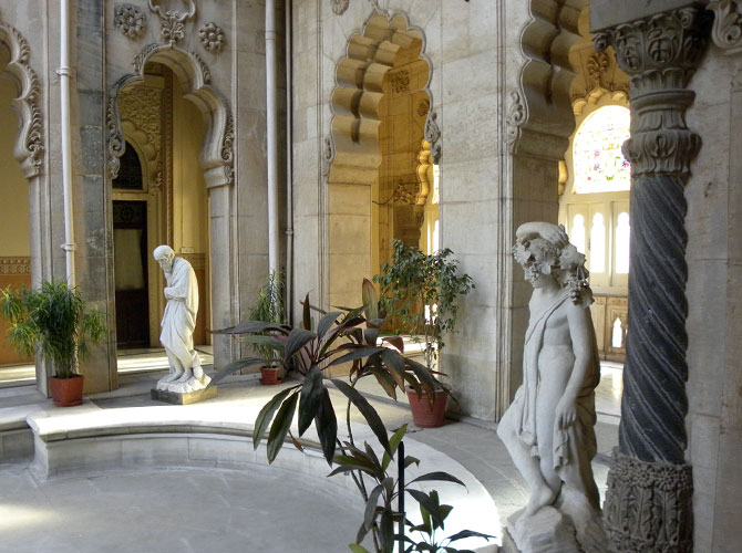 Beautifully carved statues are all around the palace.