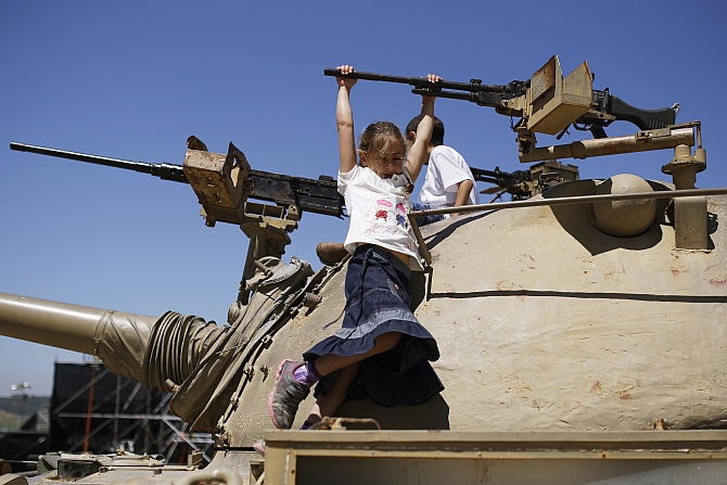 Children of war: When tanks replace toys  