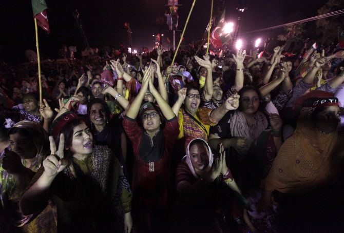 PHOTOS: Pakistan's 'Tahrir square' moment