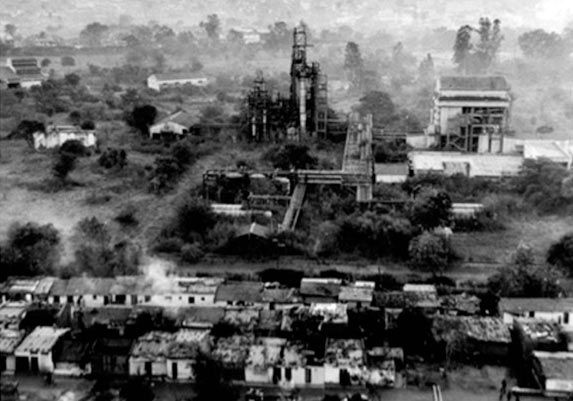 Aerial view of Bhopal's Union Carbide plant 