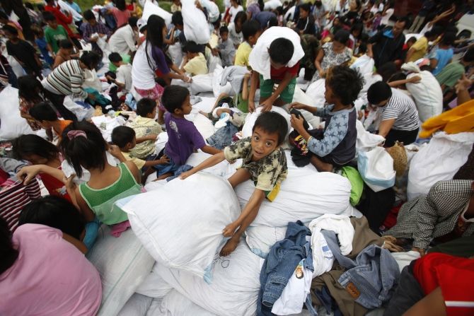 PHOTOS: Typhoon Hagupit ravages Philippines - Rediff.com India News