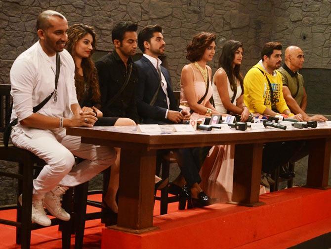 Ali Quli Mirza, Dimpy Mahajan, Upen Patel, Gautam Gulati, Karishma Tanna, Sonali Raut, Pritam Singh, Puneet Issar 