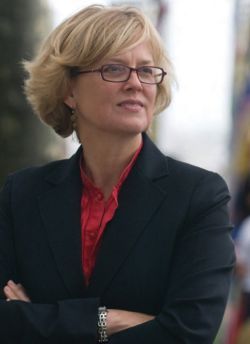 Dr Katharine Rhodes Henderson